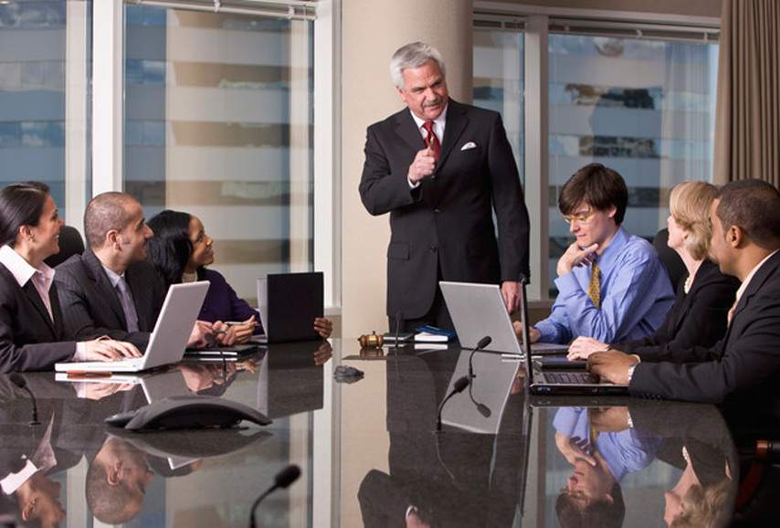 Para ser ascendido, necesitas el feedback de tus críticos